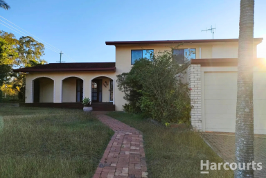 House Leased - QLD - Millbank - 4670 - Large Fully Furnished Family Home in Millbank!  (Image 2)