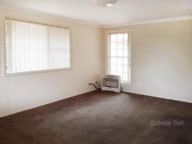 House Leased - NSW - Narromine - 2821 - Great Location  (Image 2)