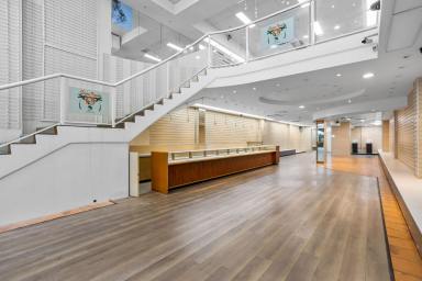 Retail For Lease - QLD - Surfers Paradise - 4217 - Orchid Avenue Retail Office or Medical For Lease (or For Sale) available from now (Image 2)