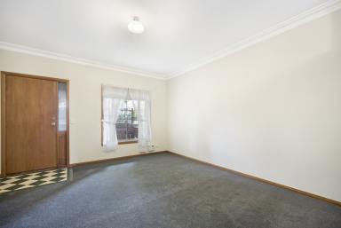 House Leased - VIC - Soldiers Hill - 3350 - Central Townhouse in Tree Lined Street  (Image 2)