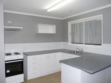Duplex/Semi-detached Leased - QLD - Gatton - 4343 - 3 BEDROOM DUPLEX  (Image 2)
