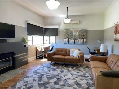 House For Lease - VIC - Echuca - 3564 - Executive Living - Fully Furnished & Self Contained  (Image 2)