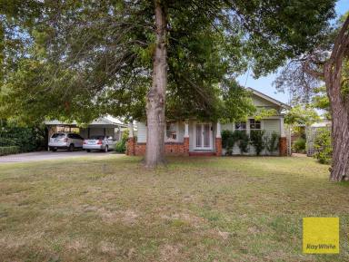 House For Sale - VIC - Yarram - 3971 - Beautifully Presented, Country Charm  (Image 2)