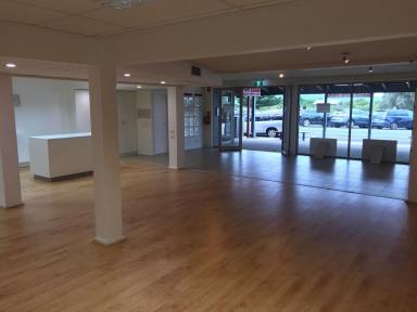 Office(s) Leased - VIC - Apollo Bay - 3233 - Great Ocean Road, Ground Floor, high exposure, office/retail space for Lease  (Image 2)