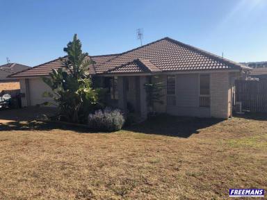 House Leased - QLD - Kingaroy - 4610 - 4 BEDROOM FAMILY HOME  (Image 2)