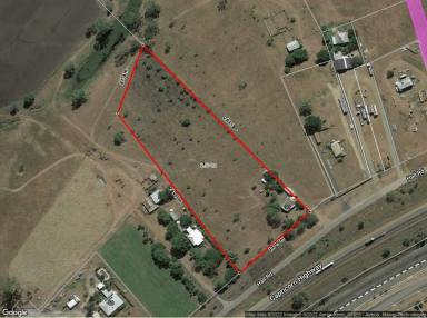 Lifestyle For Sale - QLD - Gracemere - 4702 - Acres With Ultimate Highway Exposure - Lifestyle With Many Possibilities  (Image 2)