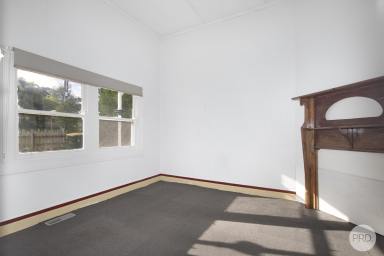 House Leased - VIC - Mount Pleasant - 3350 - THREE BEDROOM HOME IN MOUNT PLEASANT  (Image 2)