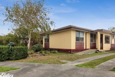 House For Sale - VIC - Yarram - 3971 - PERFECT STARTER FOR THE INVESTOR!  (Image 2)