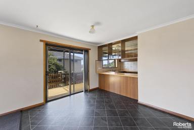 Unit For Lease - TAS - Devonport - 7310 - Spacious Family Home  (Image 2)
