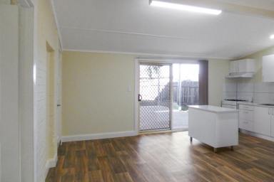 House Leased - NSW - Dubbo - 2830 - Recently Renovated 3 Bedroom House in South  (Image 2)