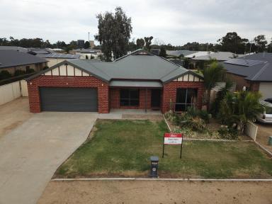 House For Sale - NSW - Tocumwal - 2714 - 67 Bruton Street, Tocumwal NSW - A Well Located & Modern Family Home  (Image 2)