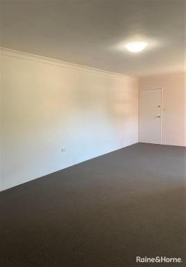 House Leased - NSW - Nowra - 2541 - Spacious 2 Bed unit  (Image 2)