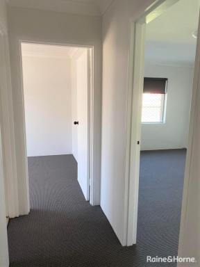 House Leased - NSW - Nowra - 2541 - Spacious 2 Bed unit  (Image 2)