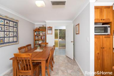 House Leased - NSW - Glenfield Park - 2650 - FAMILY HOME IN QUIET LOCATION!  (Image 2)