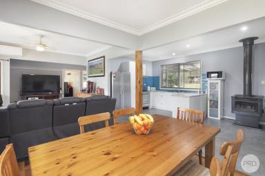 House Leased - VIC - Smythes Creek - 3351 - PERFECT COUNTRY AND LIFESTYLE HOME IN AN EXCELLENT LOCATION  (Image 2)