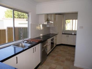 House Leased - NSW - Merriwa - 2329 - Large Family Home.  (Image 2)