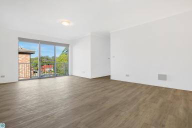 Unit Leased - NSW - Gwynneville - 2500 - 2 BED  UNIT  (Image 2)