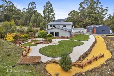 House Sold - TAS - Franklin - 7113 - Land And Luxury  (Image 2)