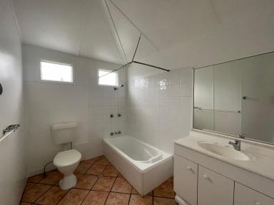 Unit Leased - QLD - West End - 4810 - FRESHLY RENOVATED  (Image 2)