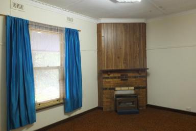 House Sold - VIC - Avoca - 3467 - 2024m2: COTTAGE IN DIRE NEED OF REPAIR/ RENOVATION.  (Image 2)
