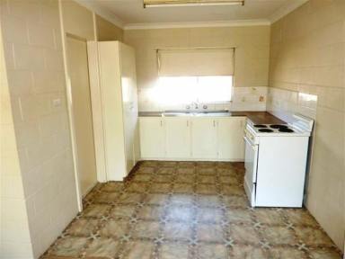 Unit Leased - NSW - Dubbo - 2830 - Central Location, Short Walk to Tamworth St Shops  (Image 2)