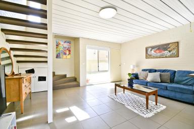 Townhouse Leased - NSW - Dubbo - 2830 - Modern Townhouse Within Walking Distance Of The CBD  (Image 2)