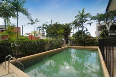 Unit Leased - QLD - Cairns City - 4870 - *** APPROVED APPLICATION *** WALK TO THE CBD! - 2 BED FURNISHED UNIT  (Image 2)