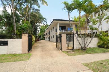 Unit Leased - QLD - Cairns City - 4870 - *** APPROVED APPLICATION *** WALK TO THE CBD! - 2 BED FURNISHED UNIT  (Image 2)