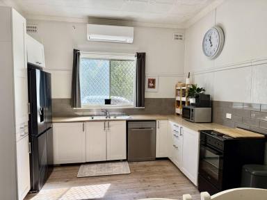 House For Sale - NSW - Moree - 2400 - GREAT LOCATION IN WEST MOREE  (Image 2)