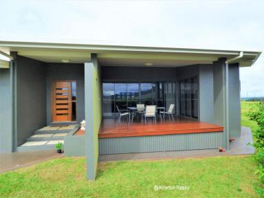 House For Sale - QLD - Atherton - 4883 - STYLED TO STAND OUT  (Image 2)