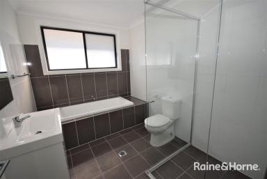 Duplex/Semi-detached Leased - NSW - South Nowra - 2541 - MODERN LIVING  (Image 2)