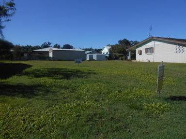 Residential Block For Sale - QLD - Ingham - 4850 - 700 SQUARE METRE BLOCK - SHORT DRIVE TO TOWN CENTRE!  (Image 2)