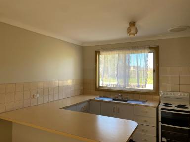 House Leased - NSW - Merriwa - 2329 - Room for a pony!  (Image 2)