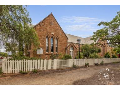 House For Sale - SA - Peterborough - 5422 - Grand Old Church With Separate B&B and Gallery  (Image 2)