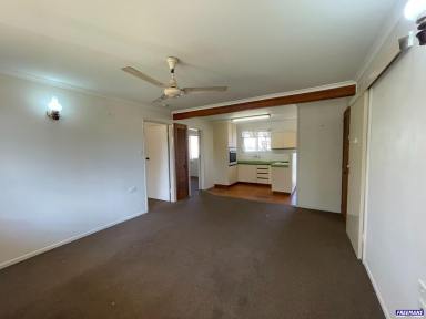 House For Lease - QLD - Kingaroy - 4610 - TWO BEDROOM UNIT CLOSE TO TOWN  (Image 2)