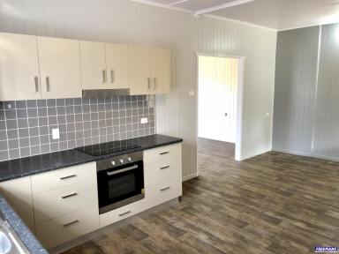 House Leased - QLD - Kingaroy - 4610 - Charming Renovated Home on Large Block  (Image 2)