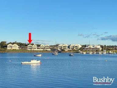 Townhouse For Sale - TAS - George Town - 7253 - Stunning Apartment - York cove  (Image 2)