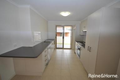 House Leased - NSW - West Nowra - 2541 - 2 Bedroom Free Standing Home.  (Image 2)