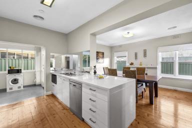 House Sold - VIC - Ballarat East - 3350 - Beautiful Art Deco Home Walking Distance To Ballarat CBD!  (Image 2)