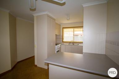 Townhouse Leased - VIC - Ballarat Central - 3350 - FANTASTIC TWO BEDROOM UNIT IN THE HEART OF BALLARAT  (Image 2)