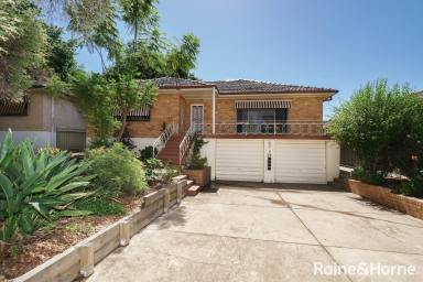 House Leased - NSW - Kooringal - 2650 - Kooringal Family Home (Image 2)