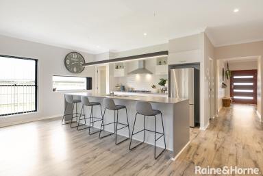 House Leased - NSW - Moss Vale - 2577 - Superb Modern Family Living!  (Image 2)
