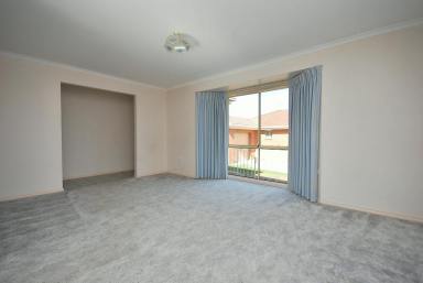 House For Lease - VIC - Ballarat North - 3350 - Two Bedroom Home in Sought After Location!  (Image 2)