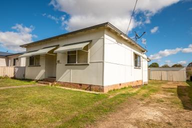 House Leased - NSW - Guyra - 2365 - Neat and tidy two bedroom home ready to go in Guyra.  (Image 2)