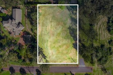 Residential Block For Sale - QLD - Middle Ridge - 4350 - Prime Middle Ridge Vacant Land! 4,206m²  (Image 2)