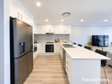 House For Lease - NSW - South Nowra - 2541 - Comfort, Style & Convenience (Image 2)