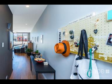 Apartment Leased - WA - Fremantle - 6160 - GORGEOUS - FULLY FURNISHED  (Image 2)