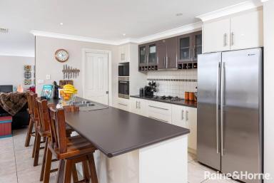 House For Lease - NSW - Tatton - 2650 - Ideally Positioned Tatton Home (Image 2)