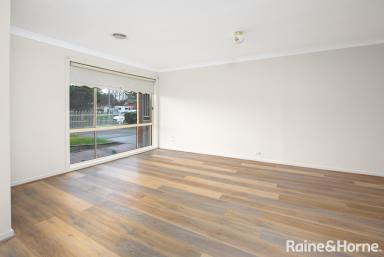 House Leased - NSW - Tolland - 2650 - Well Presented Home  (Image 2)