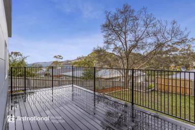 Flat Leased - TAS - Blackmans Bay - 7052 - Low Maintenance Unit in Beautiful Location  (Image 2)